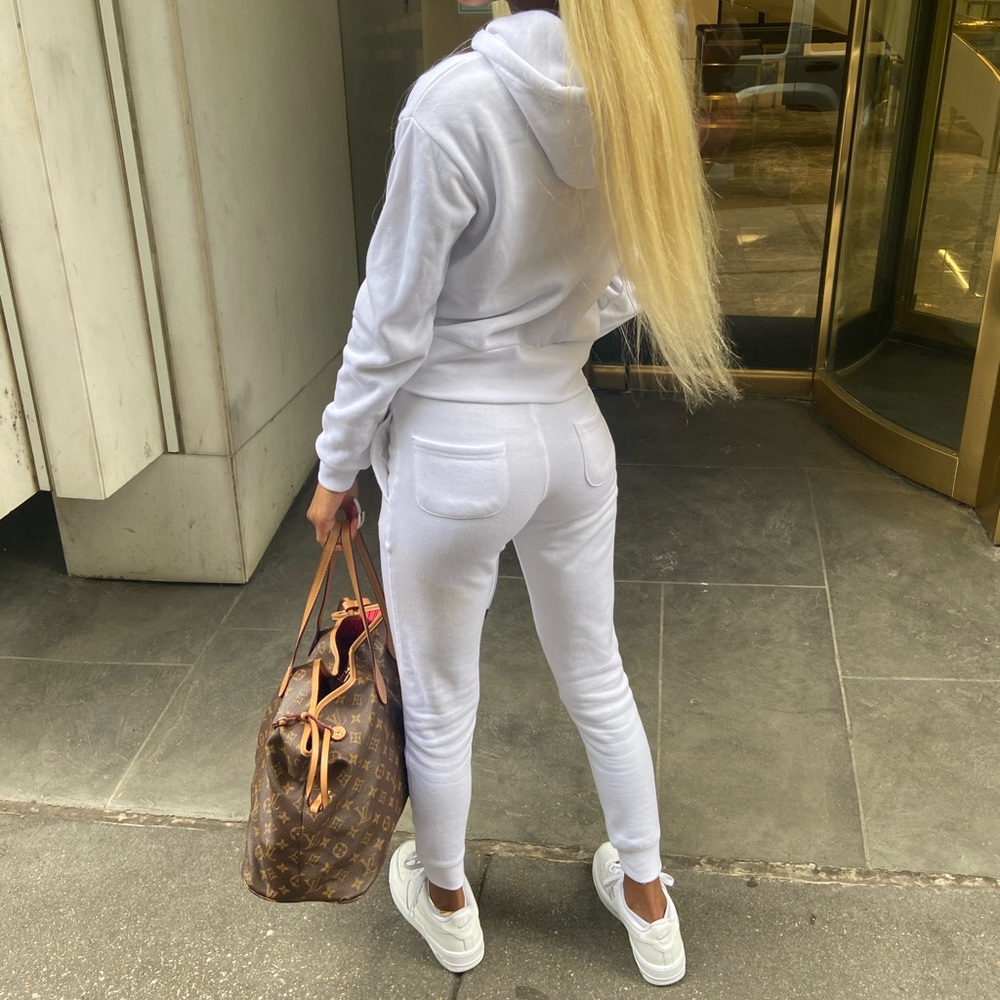 TrackSuit